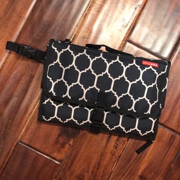 Skip hop changing mat. - Picture 1 of 1